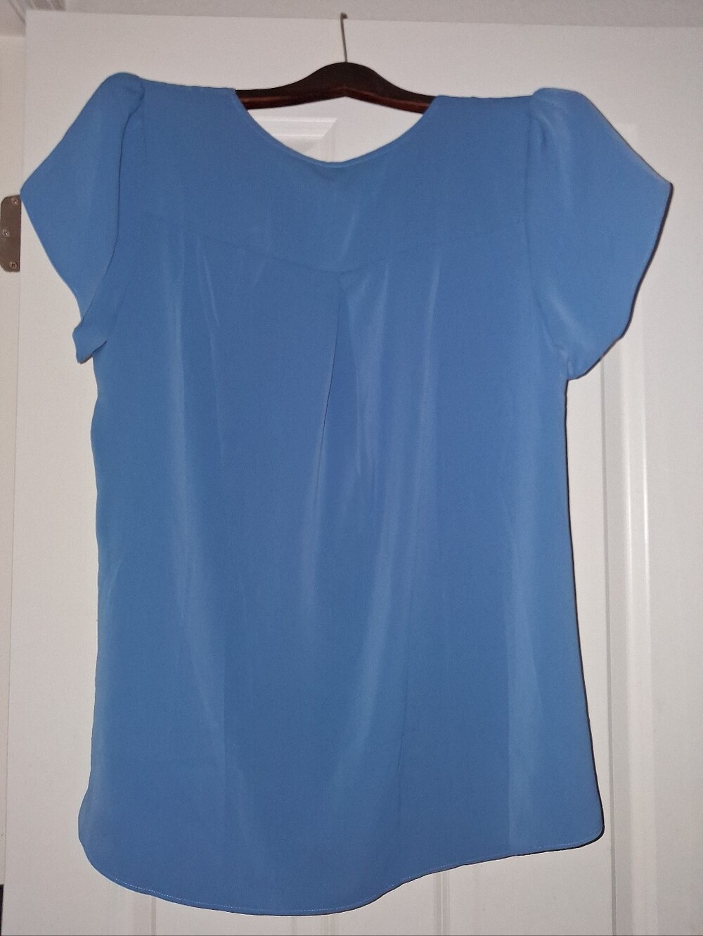 New With Tags 4 PACK Light Blue & Navy & Blue & White/Blue Anyally Blouse's - Picture 3 of 16